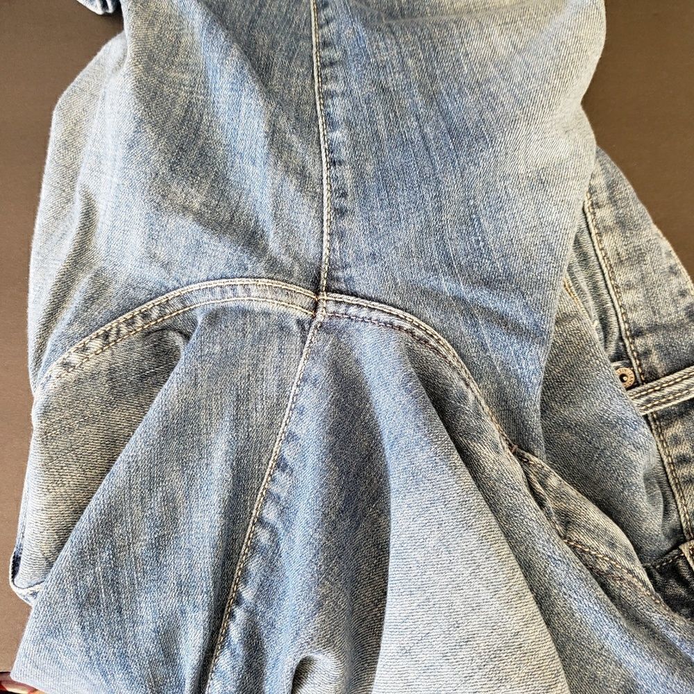 Calvin Klein distressed skinny jeans - Picture 2 of 7
